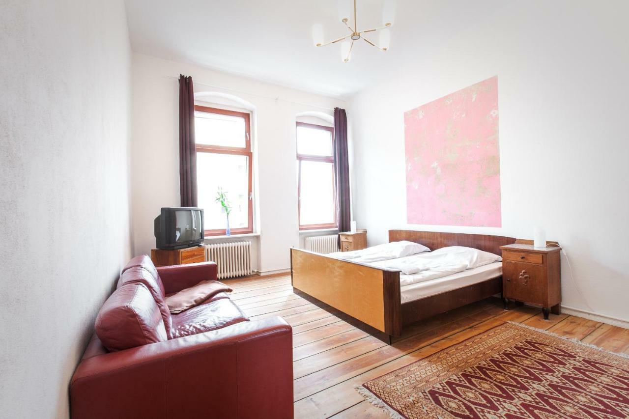 3 Bedroom Apartment Берлін Екстер'єр фото
